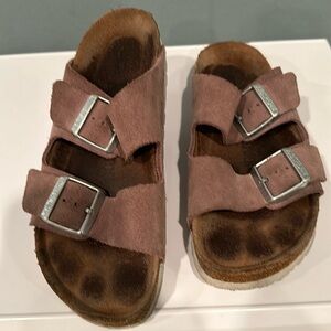 Brand- Birkenstock, Style- Arizona, Color- Blush, Size- euro 37, US- 6/6.5